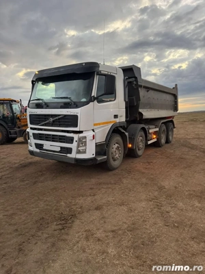 autobasculanta volvo 8x4 - imagine 5