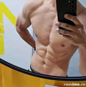 Doar un mesaj ne desparte 