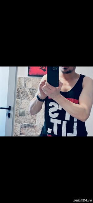 Tanar caut !Doamne Domnisoare!