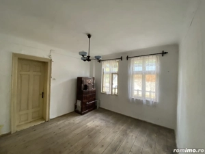 Casa cu teren 2105 mp Campina zona rezidentiala - imagine 2