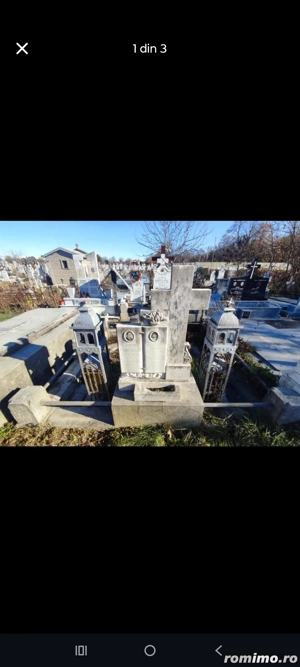 Vand loc de veci in cimitirul Ungureni, groapa boltita, lucrare din beton si cruce de marmura
