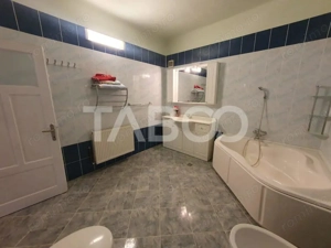 Proprietate exclusivista 2 case si 1 spatiu comercial in zona Centrala - imagine 18