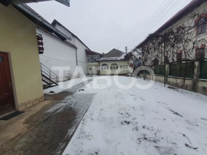 Proprietate exclusivista 2 case si 1 spatiu comercial in zona Centrala - imagine 4