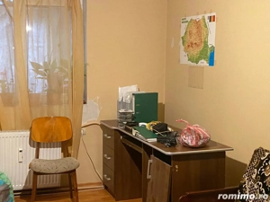 Vand apartament 2 camere decomandat in curte comuna in zona Decebal - imagine 3