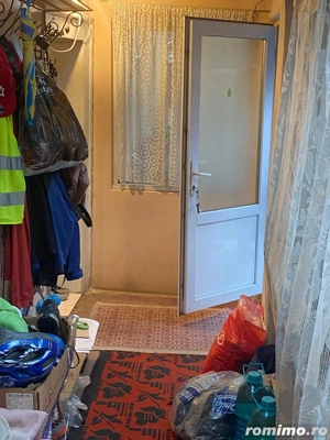 Vand apartament 2 camere decomandat in curte comuna in zona Decebal - imagine 4