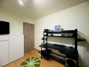 Apartament 4 camere, decomandat, etajul 2, 90mp utili - zona Steaua - imagine 6