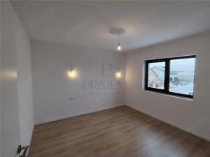 Duplex despartit prin camera tehnica - 2 dormitoare - 2 bai - zona foarte buna - imagine 3