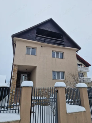 Casă spațioasă în comuna Recea, într-o zonă liniștită și bine poziționata - imagine 2