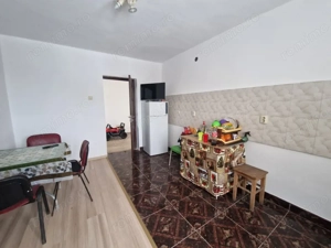 Casă spațioasă în comuna Recea, într-o zonă liniștită și bine poziționata - imagine 6