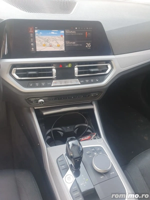 BMW 318D break, an 2021  km REALI, carte Romania, autentificare efectuata - imagine 4