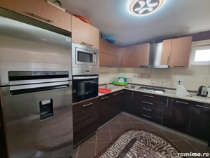 Vila 5 camere Sisesti - Vatra Noua - imagine 2