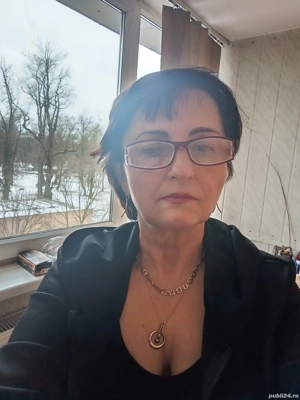 maseuză califică cu experiență 