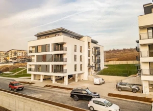 Apartament 3 camere plus parcare in zona Regal - imagine 7