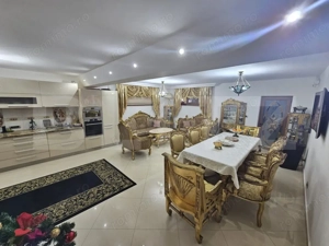 Eleganță și rafinament în Cetate – casa ideală pentru familia ta - imagine 3