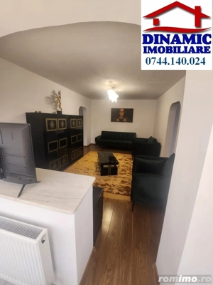 Apartament 2 camere, zona centrala, 430 Euro lunar - imagine 8