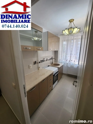 Apartament 2 camere, zona centrala, 430 Euro lunar - imagine 5