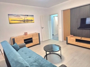 De închiriat apartament 2 Apărătorii Patriei Complex Brown