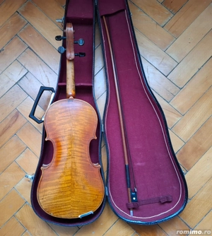 Vând vioară 4 4 copie Stradivarius stare foarte bună - imagine 2