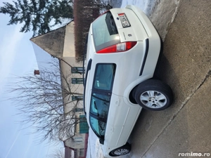 ford mondeo combi  1800 benzină  - imagine 3