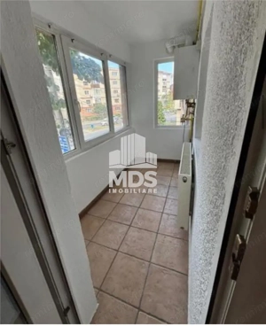 Decomandat la etajul 1 cu garaj sub bloc - imagine 11