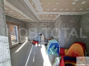 Vila spatioasa Valea Ursului - Bascov, la gri - imagine 7