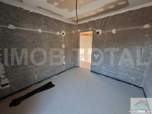 Vila spatioasa Valea Ursului - Bascov, la gri - imagine 15