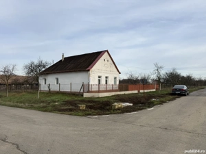 Casa de vânzare în Firiteaz, 24 km de Arad, 2787 metri pătrați, 51000 euro, negociabil