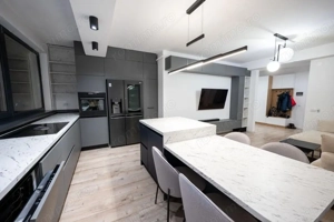 Apartament 3 camere / 2 băi complex Central Parc - mobilat complet