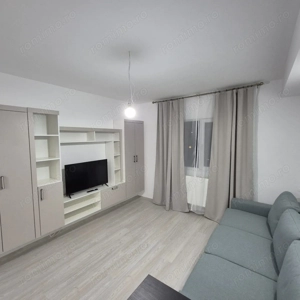 Garsonieră modernă, etaj 3, totul nou, aproape metrou 1 Decembrie