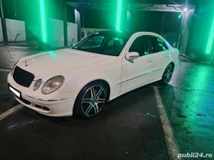 Mercedes E Classe W211, an 2006, motor 2.2 CDI, inmatriculat RO, acte la zi, accept variante - imagine 2