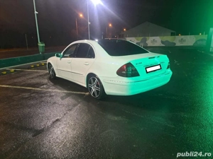 Mercedes E Classe W211, an 2006, motor 2.2 CDI, inmatriculat RO, acte la zi, accept variante - imagine 4