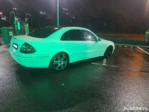 Mercedes E Classe W211, an 2006, motor 2.2 CDI, inmatriculat RO, acte la zi, accept variante - imagine 3