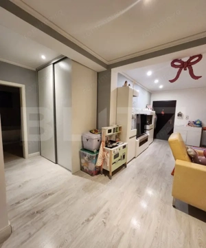 Apartament 3 camere, 2 bai, 2 parcari, 92 mp, zona Florilor - imagine 2