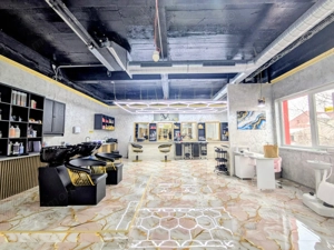 De închiriat: SAD - 220 mp - Pretabil pentru salon de infrumusetare