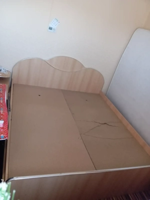 pat matrimonial cu saltea Elegant 