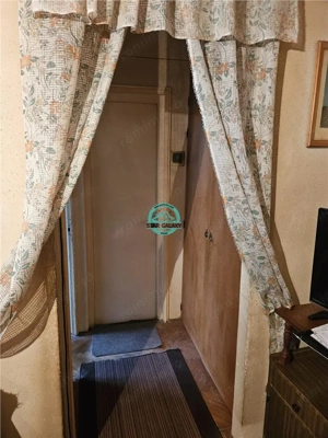 Apartament cu 2 camere, etaj 1 din 3, in 7 Noiembrie la 800 m de UMF