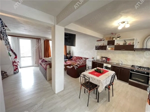 Casa 3 camere 2 bai terasa si curte zona Calea Cisnadiei din Sibiu - imagine 4