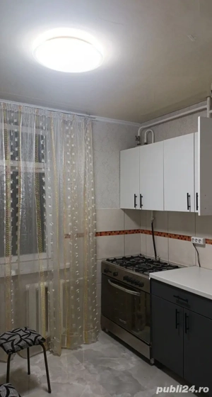 De inchiriat garsoniera in zona Lipovei - imagine 3