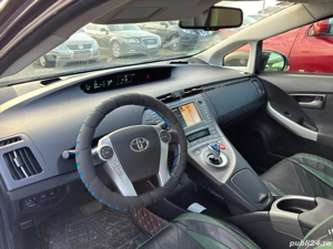 Toyota Prius Gen 3 full