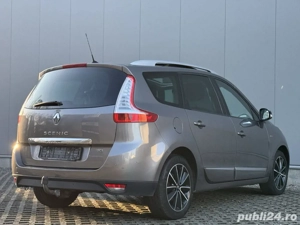 Masina Bolt  Uber  - imagine 4