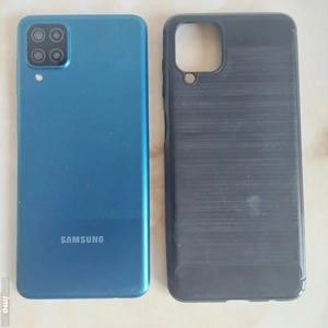Vând Samsung Galaxy A12 Blue [spart] [pentru piese] + husă [poze reale]