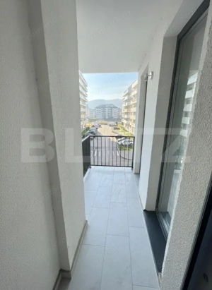 Apartament nou de 2 camere, complet mobilat si utilat modern, cu parcare - imagine 7