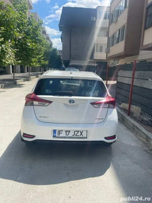 Vand Toyota Auris 1.8 2017 - imagine 9