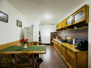 Apartament 4 camere, decomandat, etaj 2, 78mp in Bucovina - imagine 3