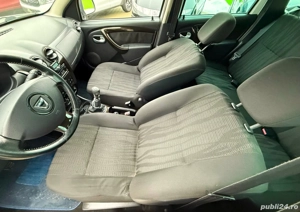 Dacia Duster 1.5 dCi 4x2 Laureate - imagine 14