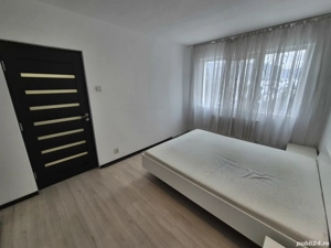Vand apartament 2 camere Micro 3 - imagine 6