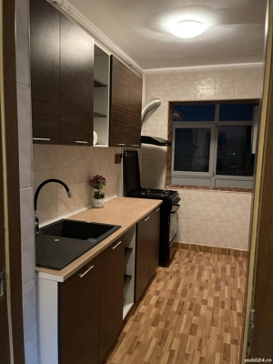 Inchiriez apartament cu 3 camere decomandat in M6 - imagine 4