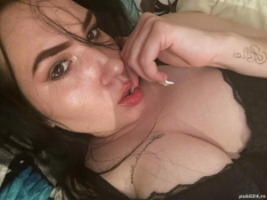 Buna sunt Andreea am 24 de ani 