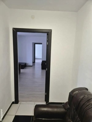 Vand apartament 2 camere Micro 3 - imagine 9