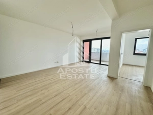 Apartament cu 3 camere, 2 balcoane, pod propriu in Giroc - imagine 2